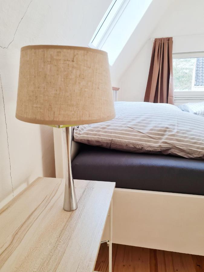 Kleines Fachwerkhaus Im Herzen Von Lemgo Fur Individualisten Esterno foto